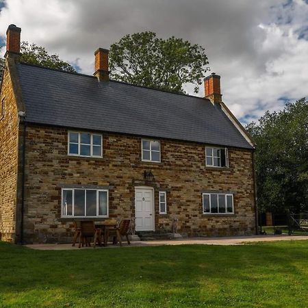 Cockley Hill Farm Bed & Breakfast แบร็คลีย์ ภายนอก รูปภาพ