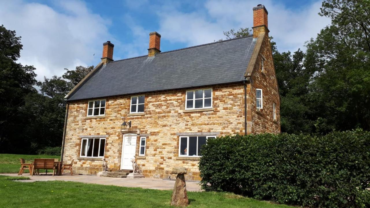 Cockley Hill Farm Bed & Breakfast แบร็คลีย์ ภายนอก รูปภาพ